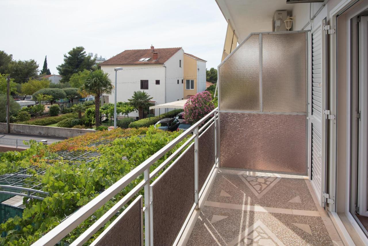 Topic Apartments Vodice Exterior foto