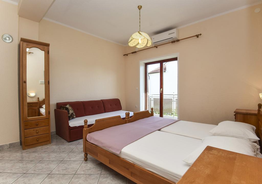 Topic Apartments Vodice Exterior foto
